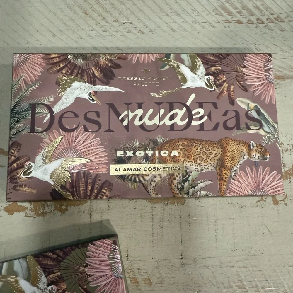 NIB Alamar Cosmetics Exotica Des Nudeas Eyeshadow Palette